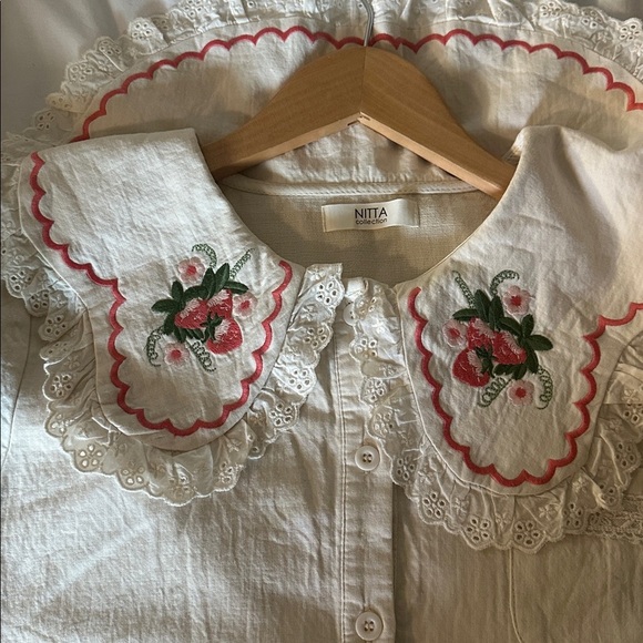 NWOT NITTA Collection Cream Embroidered Lace Top Sz S/M - Picture 11 of 13